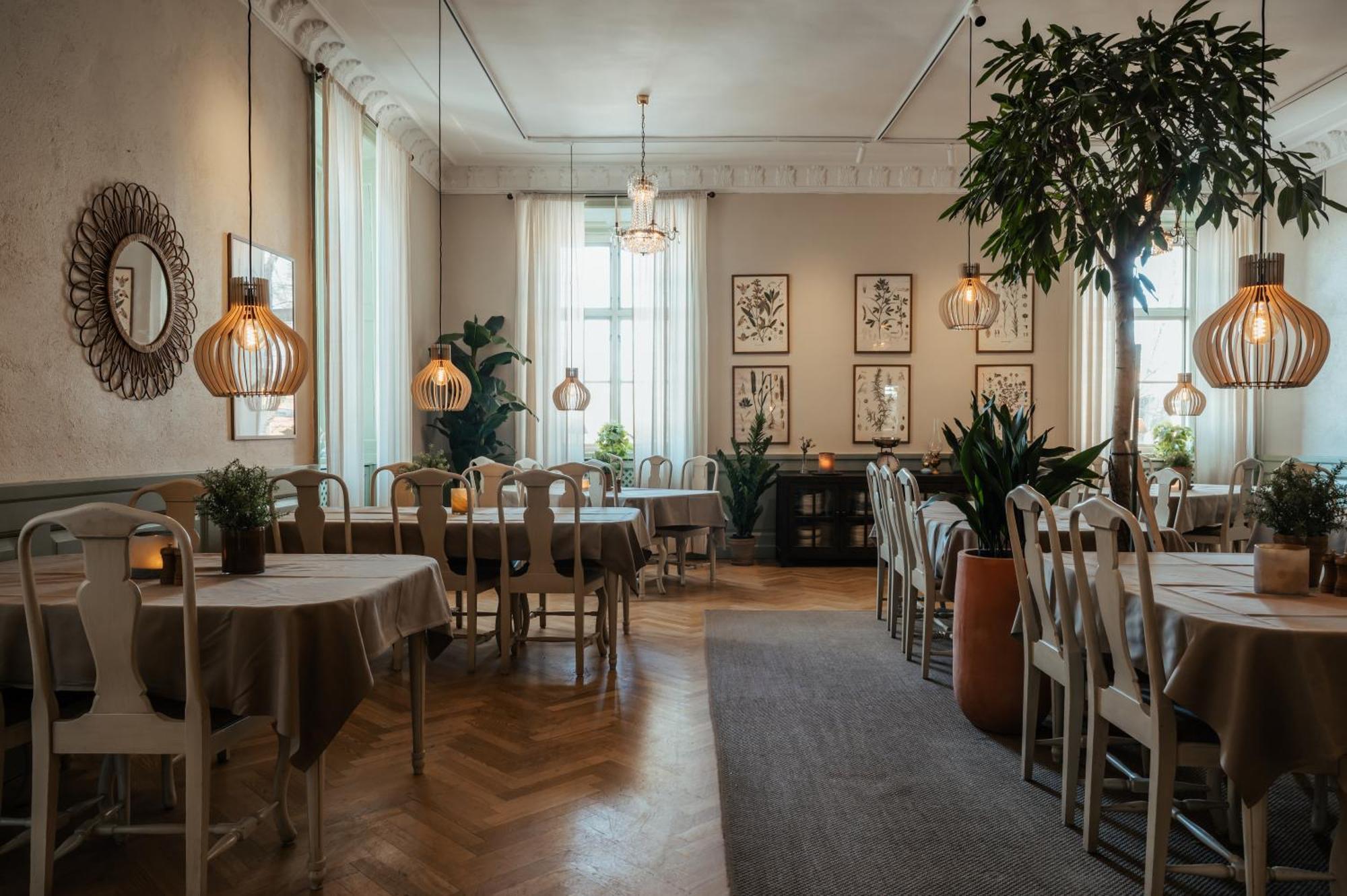 Haga Slott Hotel Enköping Екстериор снимка