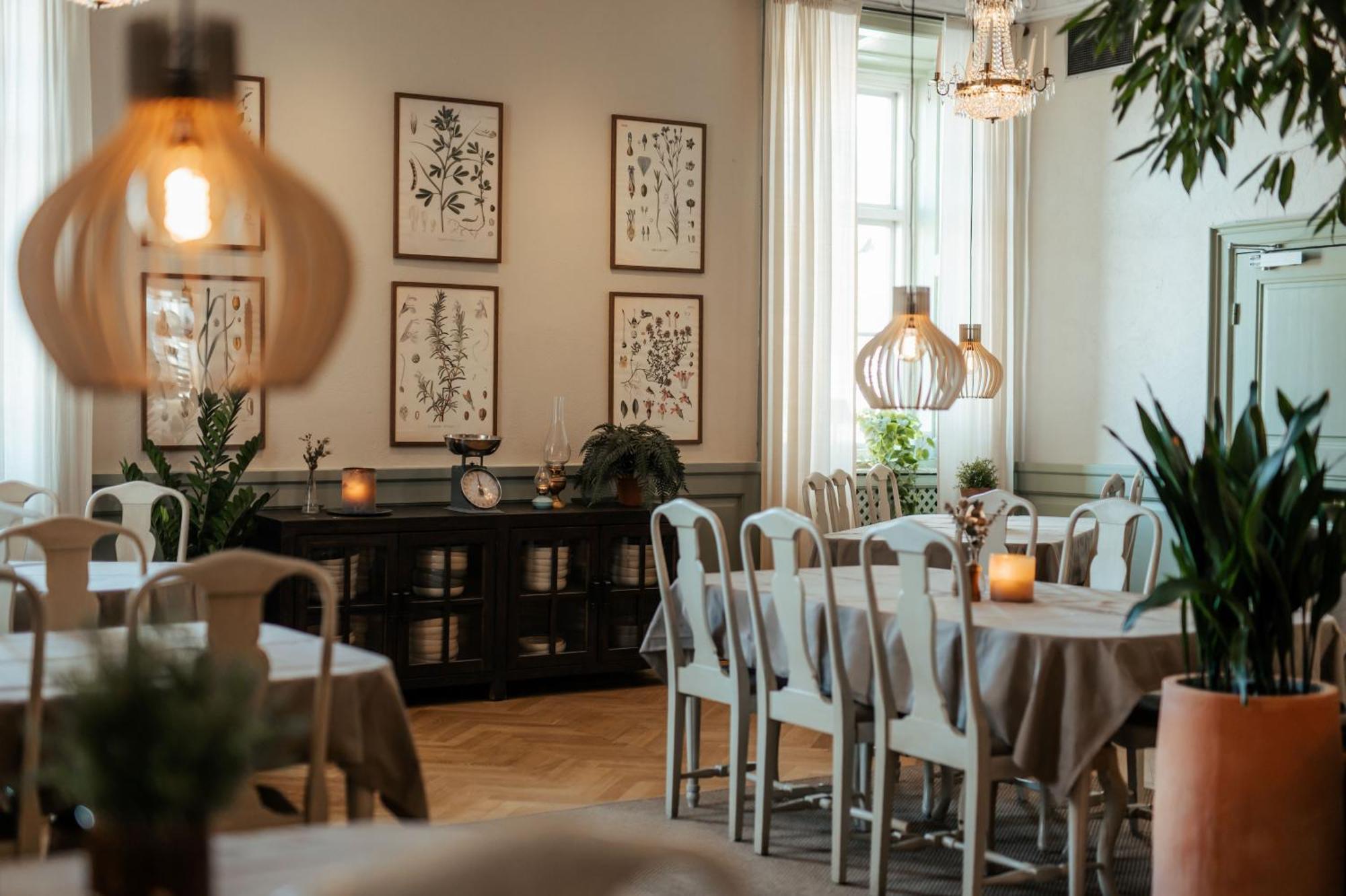 Haga Slott Hotel Enköping Екстериор снимка